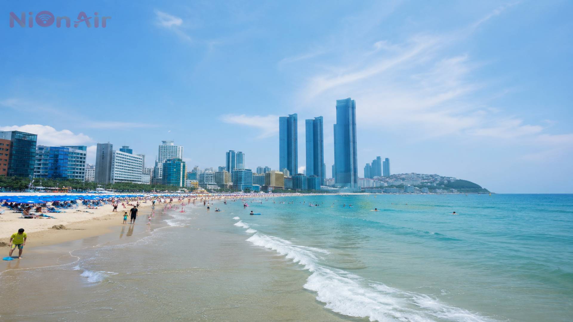 Tận hưởng làn nước biển xanh trong ở Busan